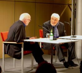Hans Helmut Prinzler im Gespräch mit Mario Adorf, 23.03.2012, Foto: Schirmbeck